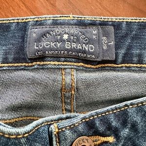 Lucky Brand Lolita Boot Jeans. Size 6/28L. Medium wash. EUC